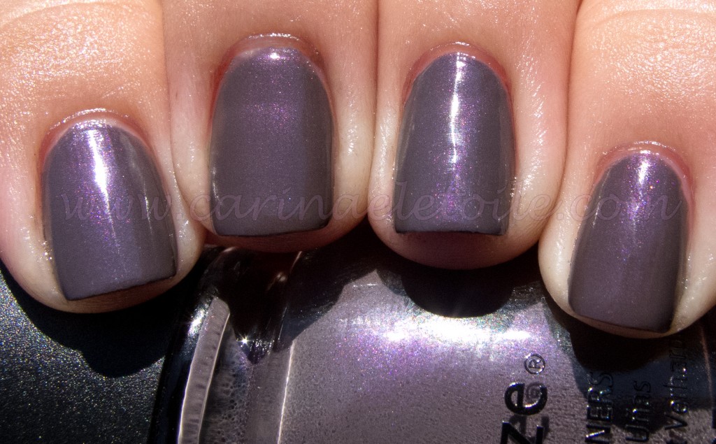 China Glaze Jungle Queen vs Chanel Paradoxal